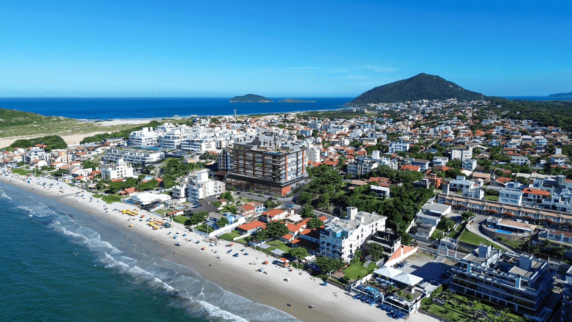 Vista aérea de la Playa de Ingleses con Bella Garden integrado al paisaje